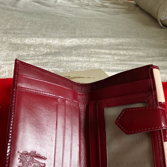 Wallets - Picture 2 of 5